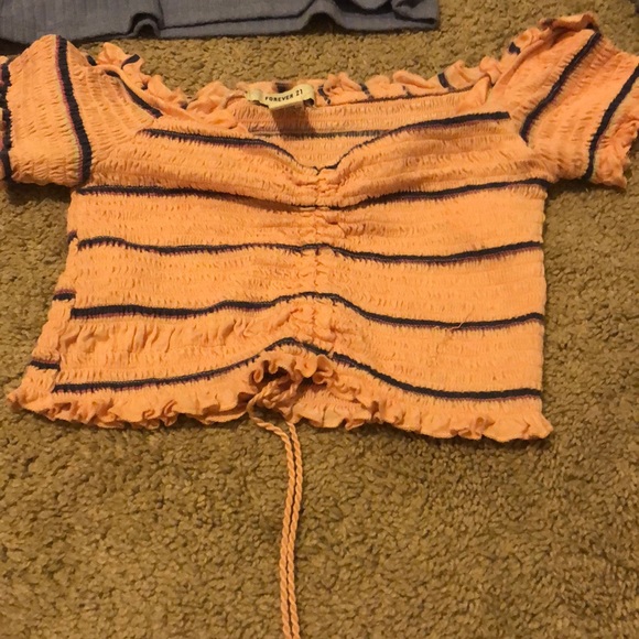 Forever 21 crop top bundle - Picture 3 of 4